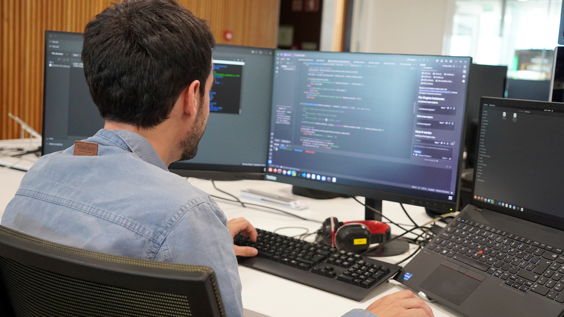 gabriel moço working